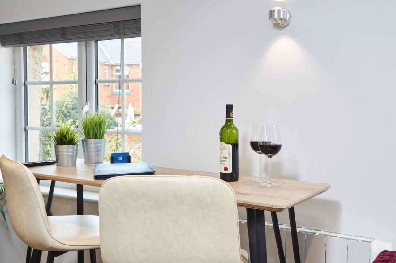 Gateway Mews - Serviced Apartments Kegworth Buitenkant foto