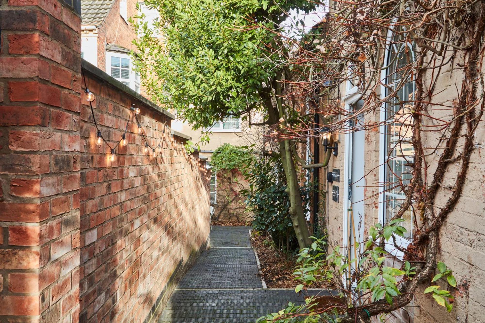 Gateway Mews - Serviced Apartments Kegworth Buitenkant foto